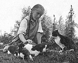 Elsie McLaren and Vienna, South Dakota cats